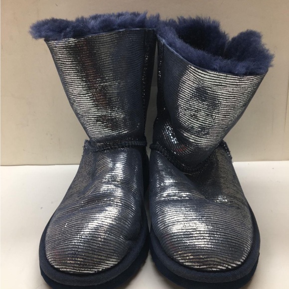 UGG Bailey Bow Shimmer Boots, #1004795Y - Picture 5 of 8